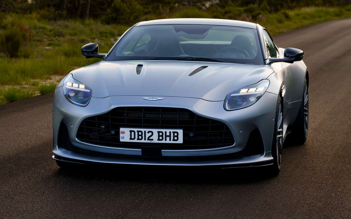 DB12